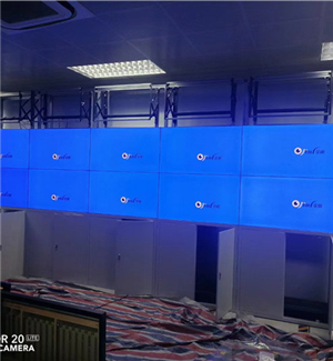 Monitoring room of Chengdu Baiyang building 49 "3.5mm3x5 hydraulic support + decoder